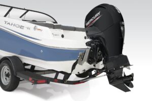 1プレジャーボート　タホボート 185 S バスボートジャパン　ダイヤモンドマリン　スポーツボート